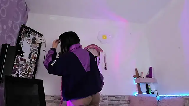 amyswallow7 online show from 02.22.26