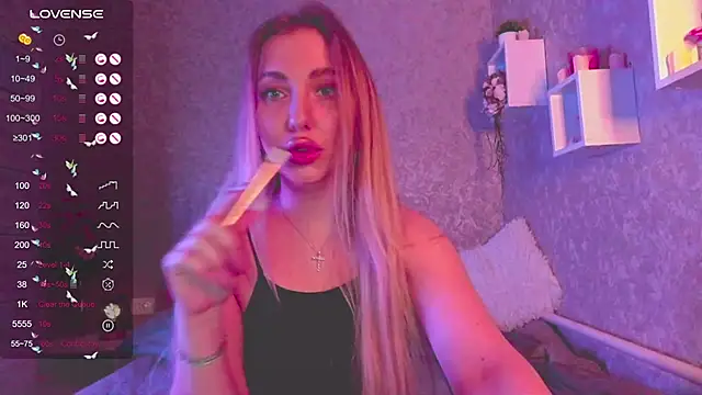 Mika Rayy online show from 01.13.25