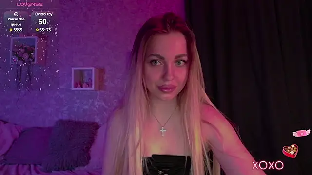 Mika Rayy online show from 02.15.25