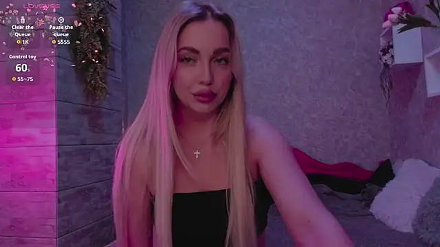 Mika Rayy online show from 09.10.25