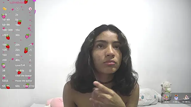 Snapshot of Lovelyamyy chatting on 01.13.25 Lovelyamyy online show from 01.13.25