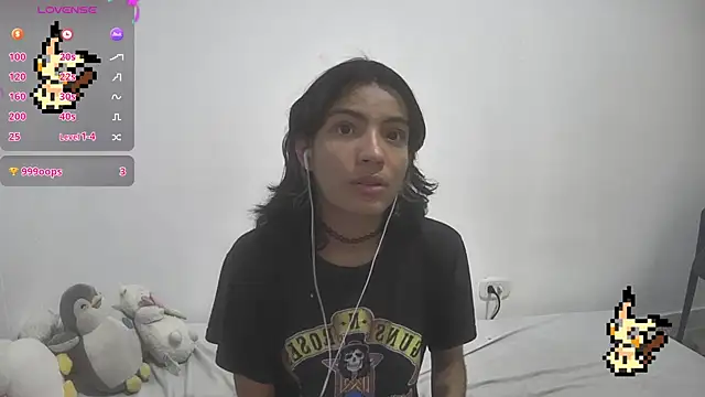 Snapshot of Lovelyamyy chatting on 01.24.25 Lovelyamyy online show from 01.24.25