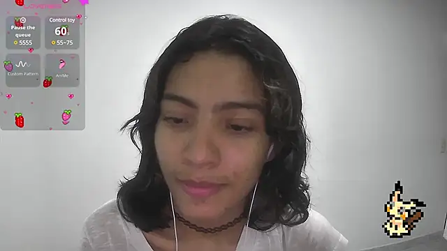 Snapshot of Lovelyamyy chatting on 02.14.25 Lovelyamyy online show from 02.14.25