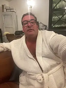 MountJohnXL online show from 04.12.26