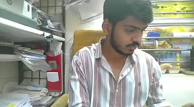 Snapshot of cute_modell chatting on 02.07.25 cute modell online show from 02.07.25