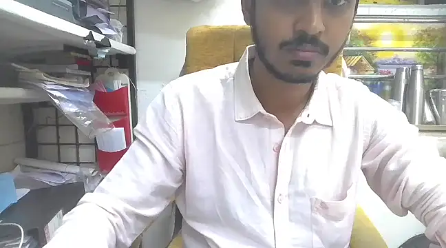 Snapshot of cute_modell chatting on 02.27.25 cute modell online show from 02.27.25