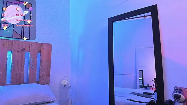 coral jonesss online show from 09.30.25