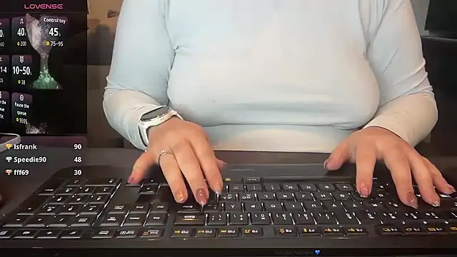 Teasingsarah online show from 11.02.25