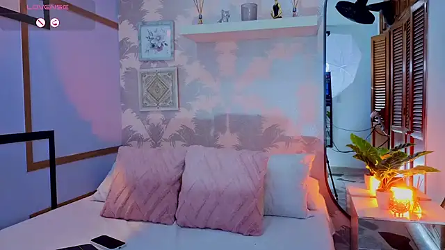 CharlotteGraay online show from 03.27.26