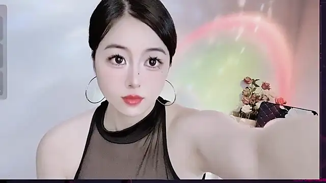 Snapshot of LiLiLily chatting on 09.28.25 LiLiLily online show from 09.28.25