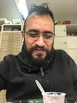 Snapshot of leonardohot1987 chatting on 01.23.25 leonardohot1987 online show from 01.23.25