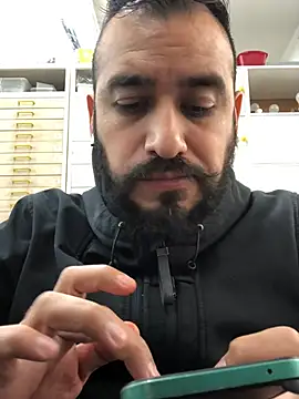 Snapshot of leonardohot1987 chatting on 02.10.25 leonardohot1987 online show from 02.10.25