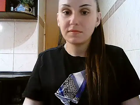 Snapshot of Yuliia30 chatting on 05.13.26 Yuliia30 online show from 05.13.26