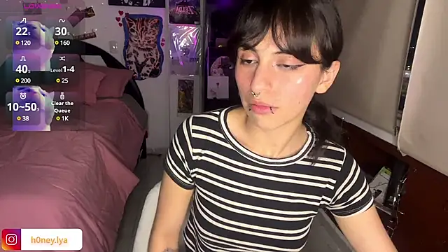 B0nnie H0ney online show from 02.18.25