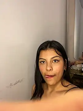 Salmaportman69 online show from 03.15.25