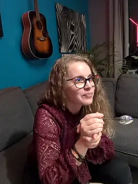 Miss luxiole online show from 09.14.25