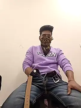 13horny13 online show from 02.04.25