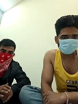 13horny13 online show from 02.13.25