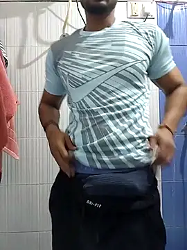 13horny13 online show from 02.18.25