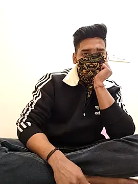 13horny13 online show from 02.19.25