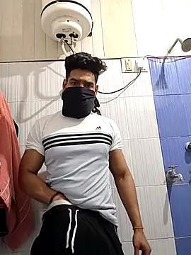 13horny13 online show from 03.04.25