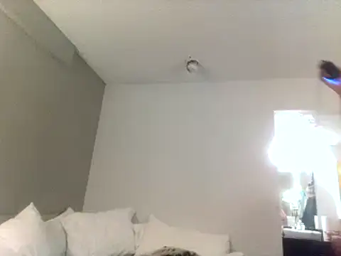 Snapshot of AQuickPhyx chatting on 02.20.25 AQuickPhyx online show from 02.20.25