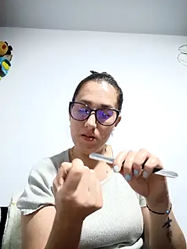 CHARLOTTE 1711 online show from 01.17.26