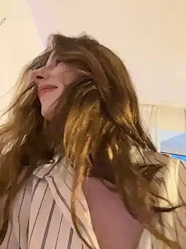 Snapshot of Mary_Leaf chatting on 01.23.25 Mary Leaf online show from 01.23.25