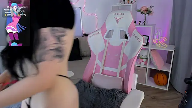 Snapshot of JessicaAddams chatting on 01.23.25 JessicaAddams online show from 01.23.25