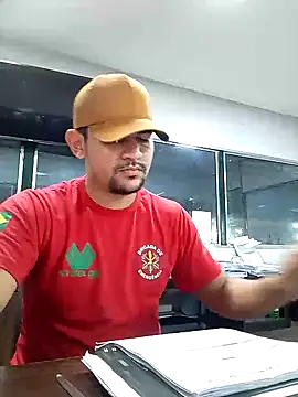 Snapshot of mamauara092 chatting on 03.12.25 mamauara092 online show from 03.12.25