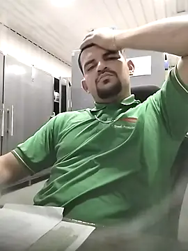 Snapshot of mamauara092 chatting on 03.24.26 mamauara092 online show from 03.24.26