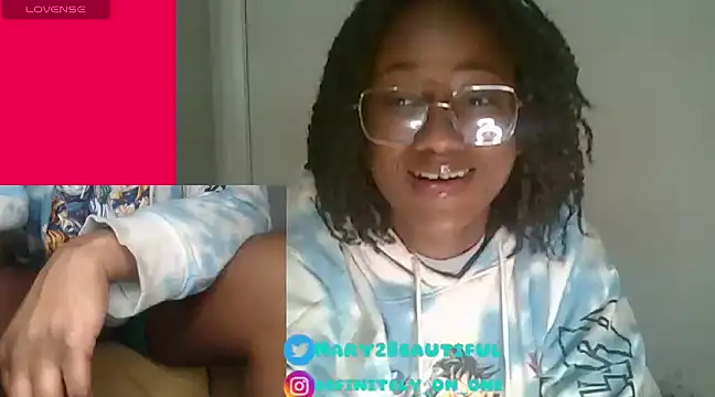 Snapshot of dragdemballznme chatting on 01.17.25 dragdemballznme online show from 01.17.25