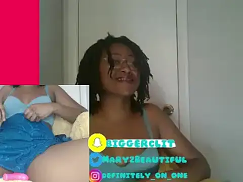 Snapshot of dragdemballznme chatting on 01.27.25 dragdemballznme online show from 01.27.25