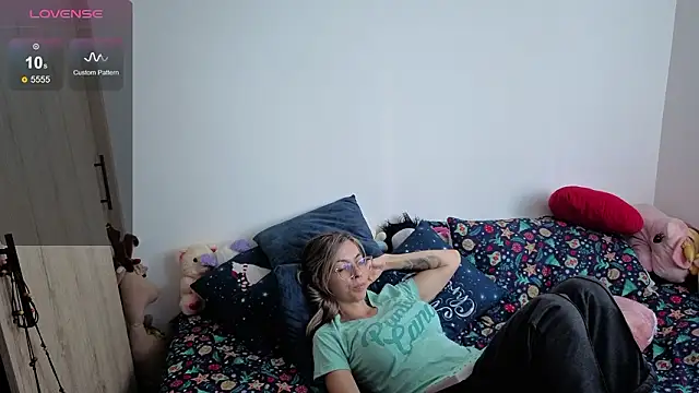 Princezzlove3 online show from 02.26.26