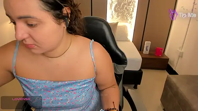 lilly ass  online show from 05.20.26