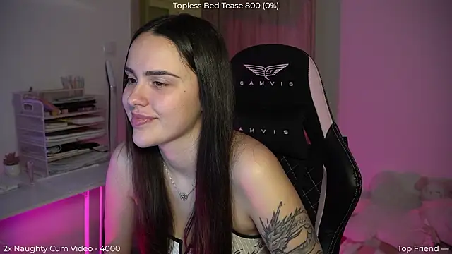 Snapshot of NaomiiMoon chatting on 03.02.26 NaomiiMoon online show from 03.02.26