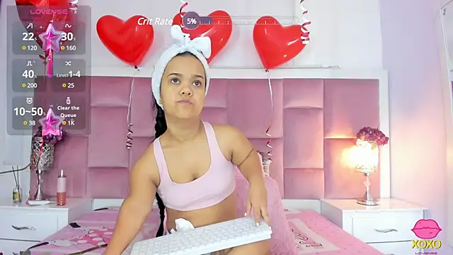 Snapshot of AnieRey chatting on 02.12.25 AnieRey online show from 02.12.25