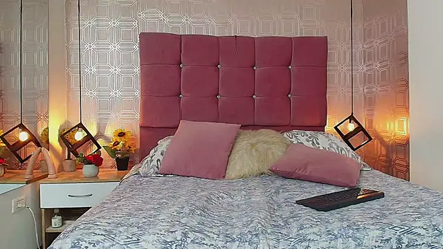 Snapshot of victoriapalmerfg chatting on 03.08.25 victoriapalmerfg online show from 03.08.25