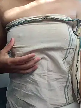 nikkibenza online show from 03.06.25