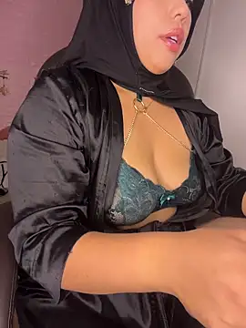 zahra Jalid online show from 04.16.26