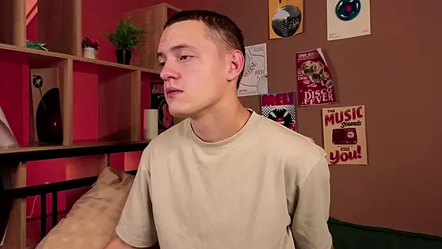 Oliver Sunshine online show from 01.28.25