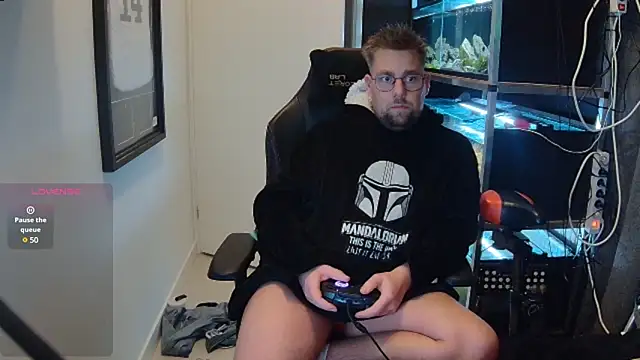 Snapshot of justinitt chatting on 01.16.25 justinitt online show from 01.16.25