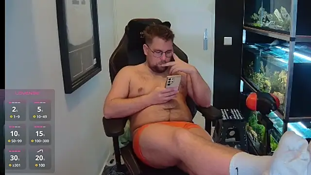 Snapshot of justinitt chatting on 01.17.25 justinitt online show from 01.17.25