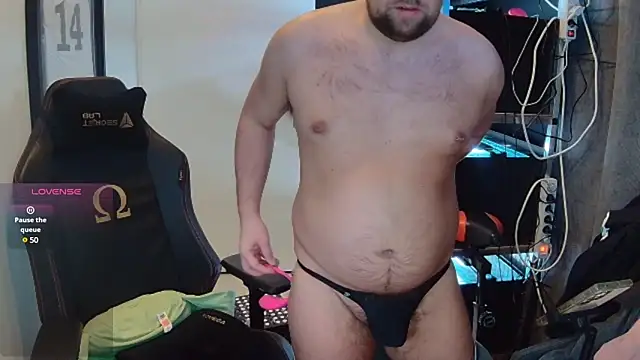 Snapshot of justinitt chatting on 01.20.25 justinitt online show from 01.20.25