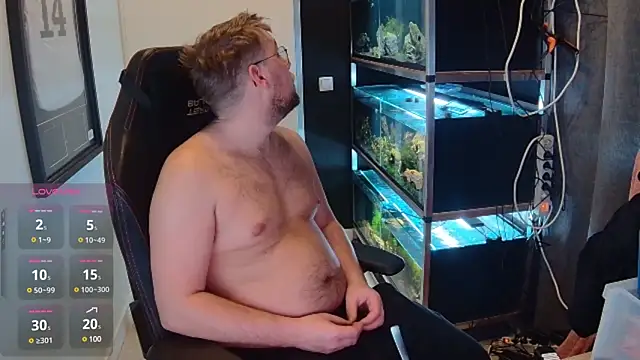 Snapshot of justinitt chatting on 01.23.25 justinitt online show from 01.23.25