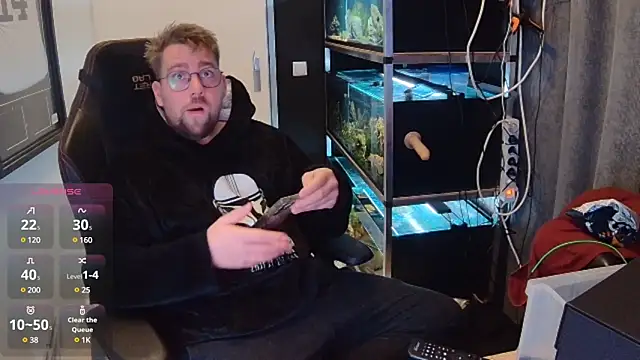 Snapshot of justinitt chatting on 01.25.25 justinitt online show from 01.25.25