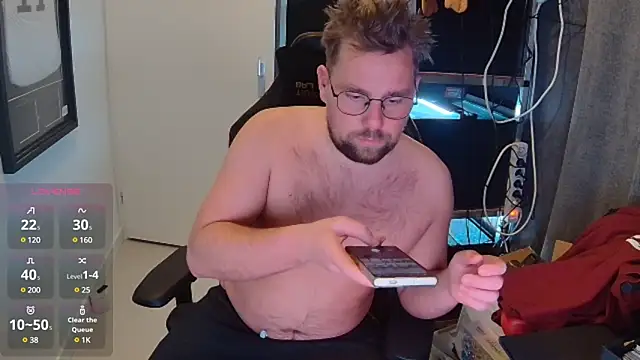 Snapshot of justinitt chatting on 01.28.25 justinitt online show from 01.28.25