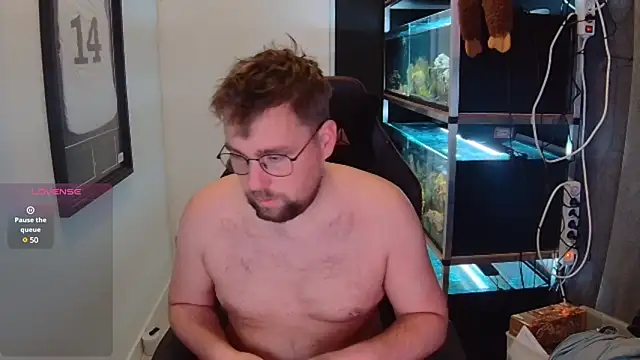 Snapshot of justinitt chatting on 01.29.25 justinitt online show from 01.29.25