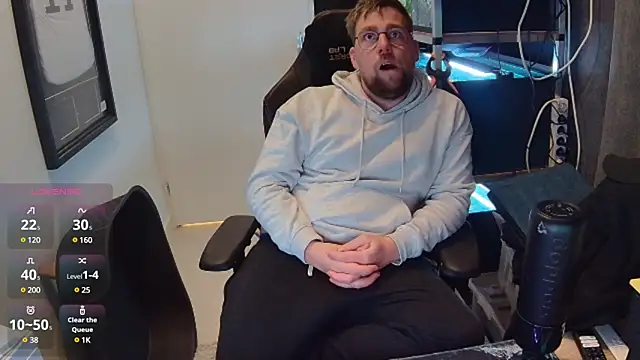 Snapshot of justinitt chatting on 02.01.25 justinitt online show from 02.01.25