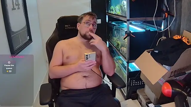 Snapshot of justinitt chatting on 02.03.25 justinitt online show from 02.03.25